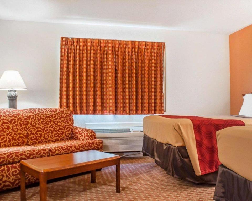 Econo Lodge Cuba I-86 Buitenkant foto