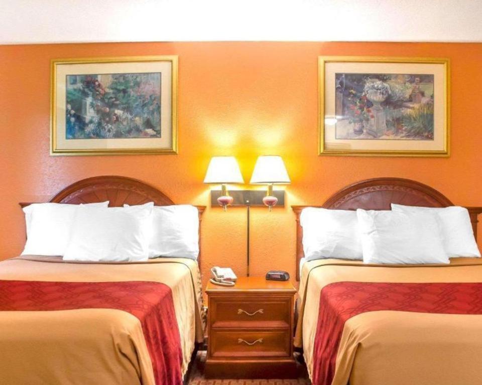Econo Lodge Cuba I-86 Buitenkant foto