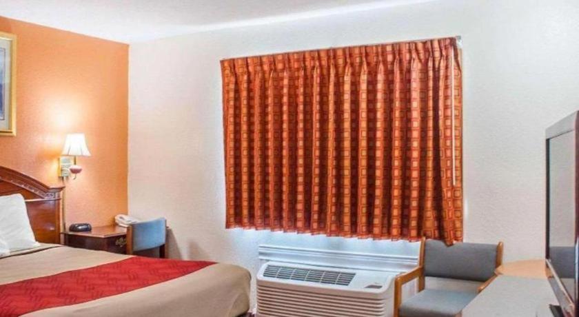 Econo Lodge Cuba I-86 Buitenkant foto